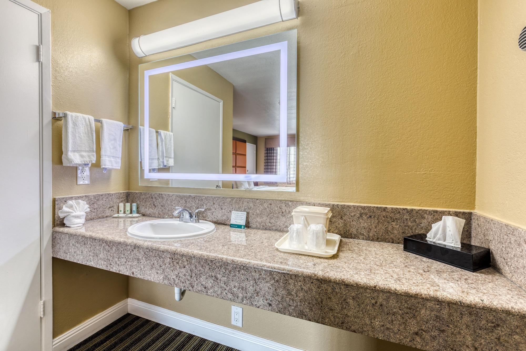 Quality Inn Salinas Exterior photo